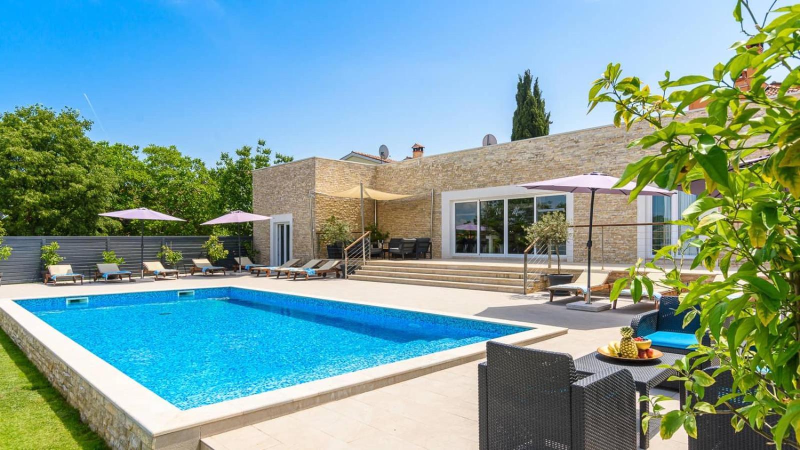 Timy Villa With Pool * Rovinj